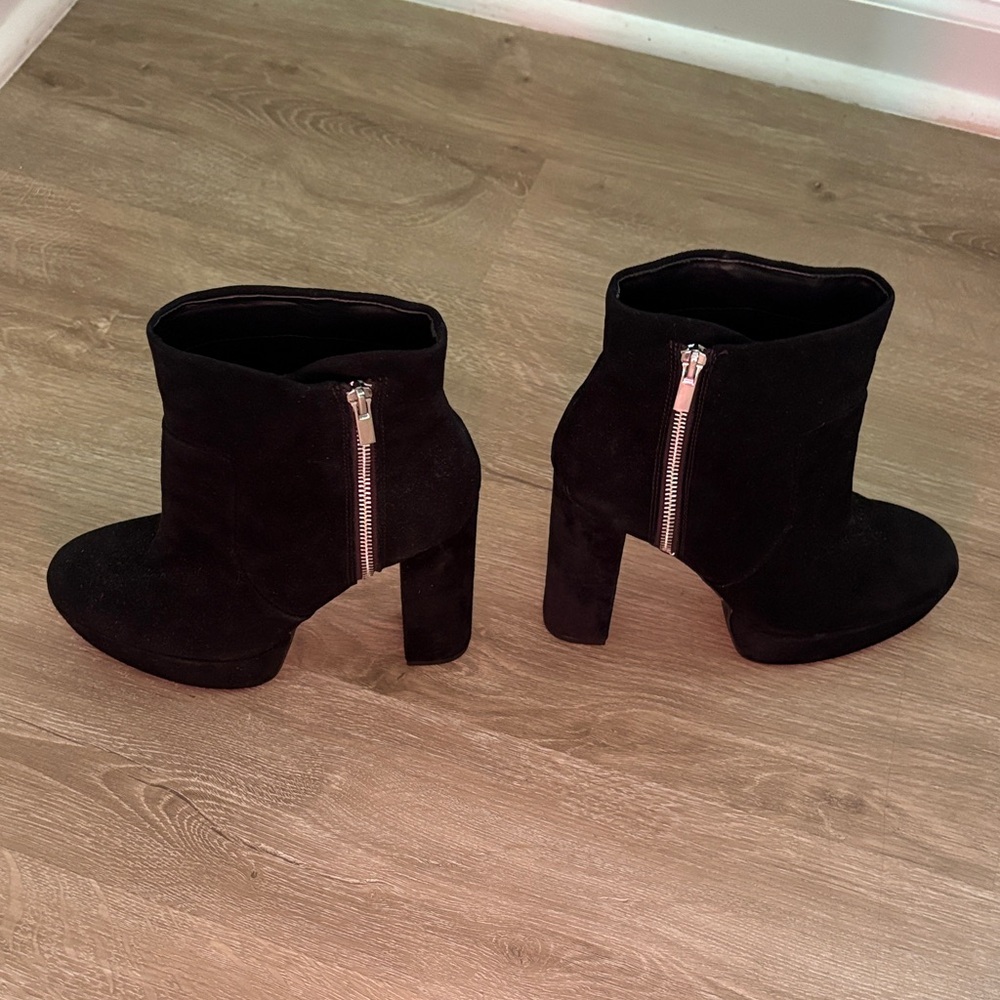 Gianni Bini Black Suede Heeled Boots with Metallic Zipper